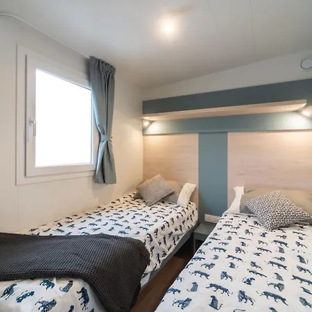 Kamp Eurocamp Mobile Homes At Fkk Naturist Ulika Porec