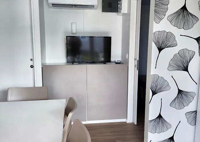 Eurocamp Mobile Homes At Fkk Naturist Ulika Пореч