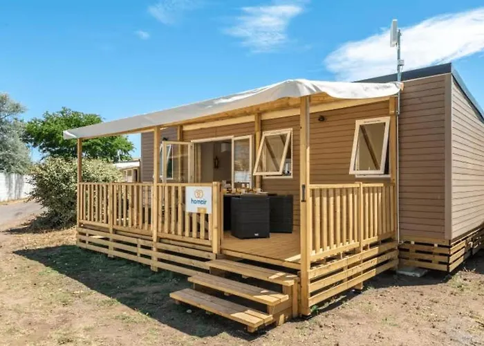 Eurocamp Mobile Homes At Fkk Naturist Ulika Кемпінг